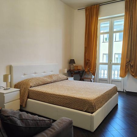 Апартаменти Tania House, Metro Italia 61 Турин Екстер'єр фото